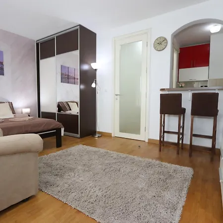 Clean&Cozy Apartments Novi Beograd Rum bild