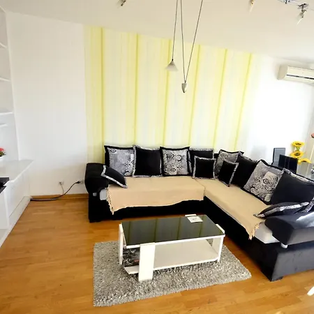 Clean&Cozy Apartments Novi Beograd Rum bild