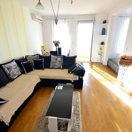 Clean&Cozy Apartments Novi Beograd Rum bild