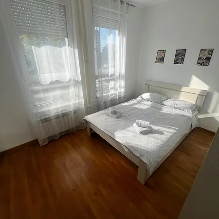 Clean&Cozy Apartments Novi Beograd Rum bild