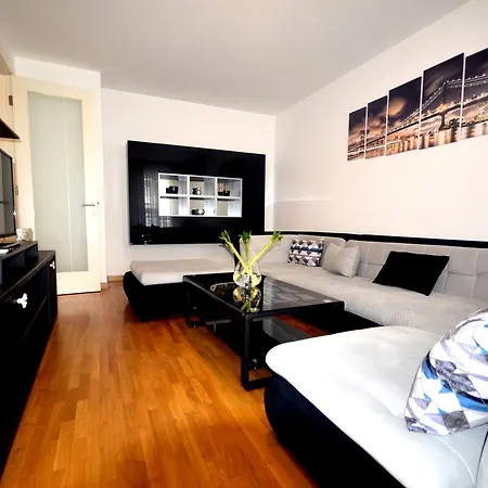 Clean&Cozy Apartments Novi Beograd Exteriör bild