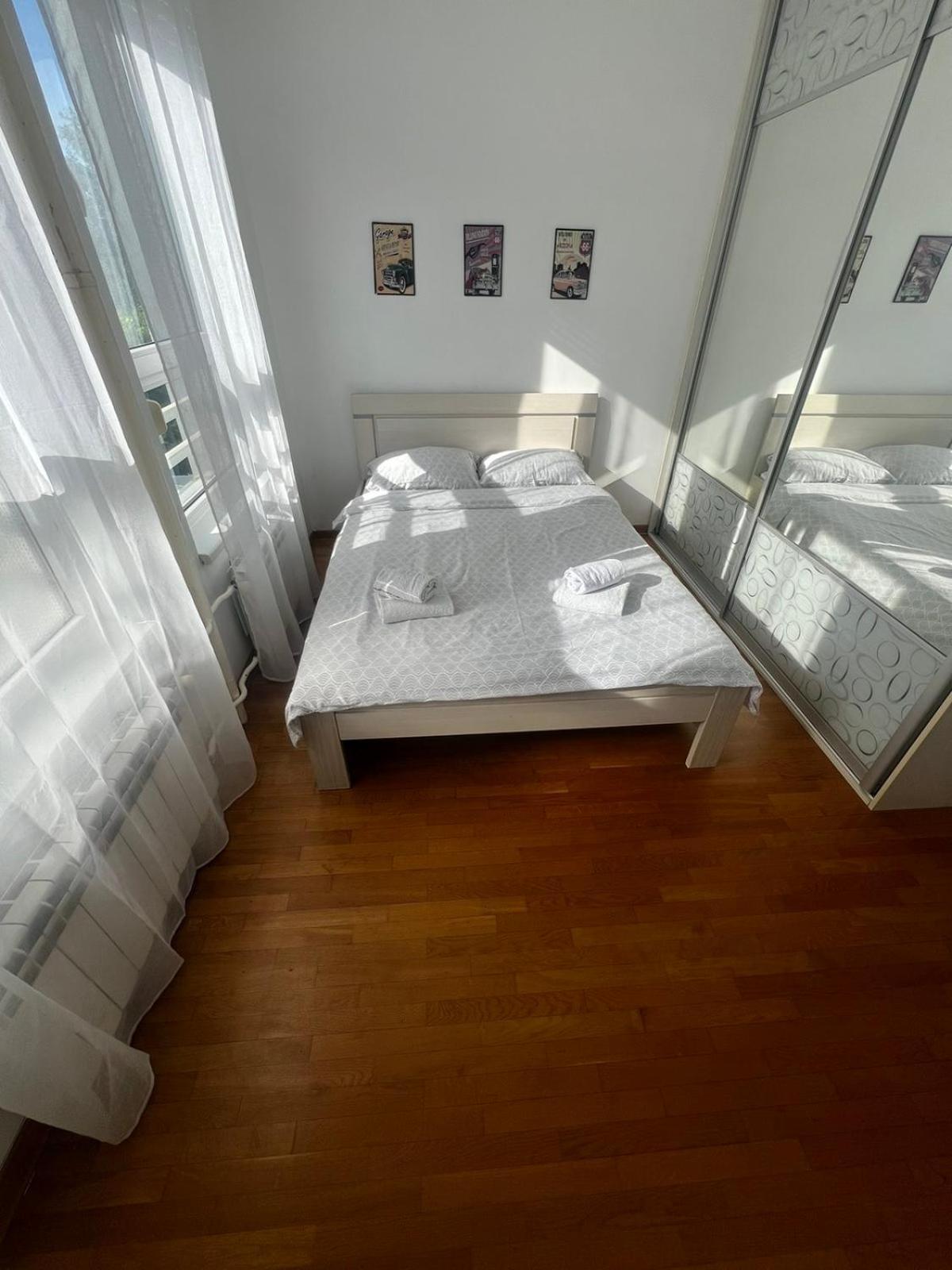 Lägenhet Clean&cozy Novi Belgrad