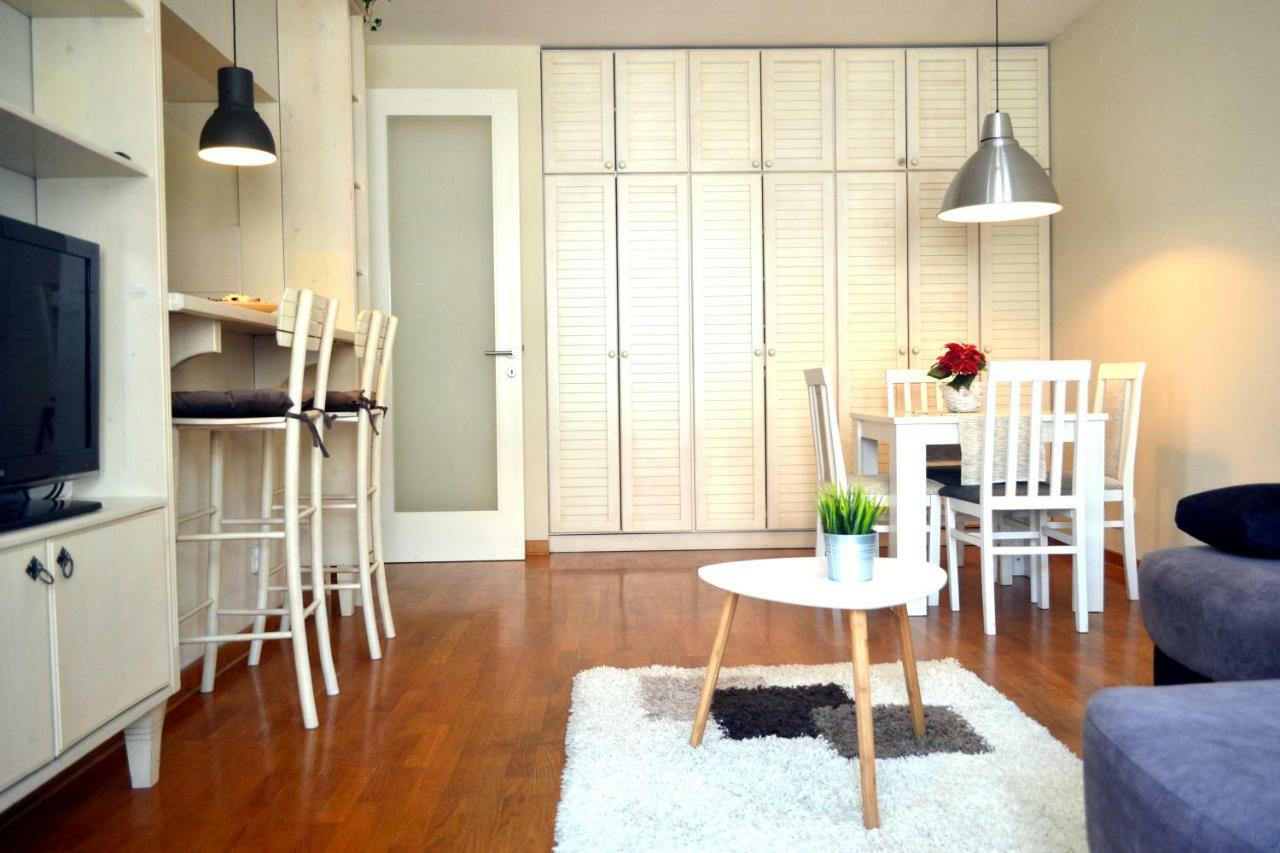 Lägenhet Clean&cozy Novi