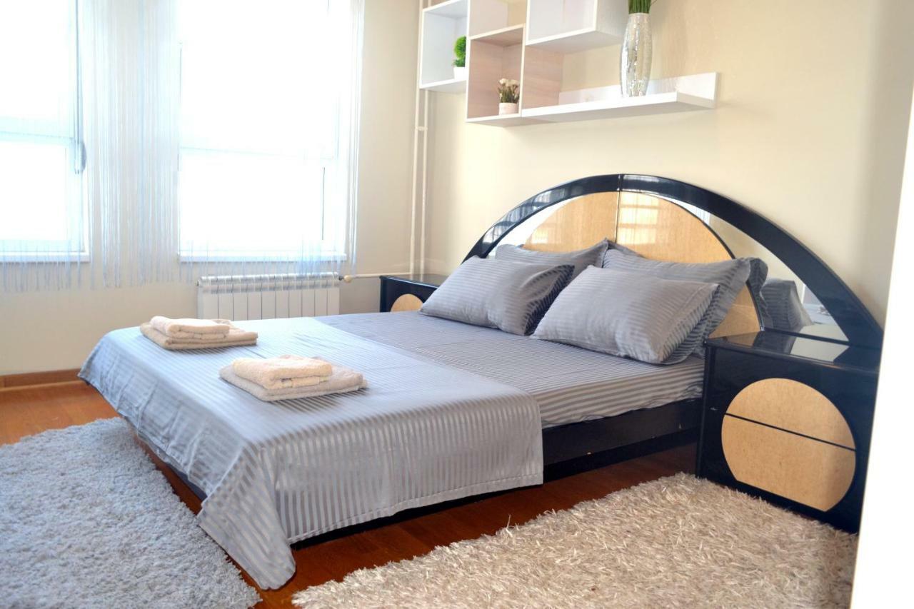 Clean&cozy Novi Lägenhet Belgrad